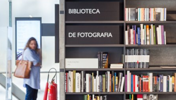 BIBLIOTECONOMIA E GESTÃO DE BIBLIOTECAS PÚBLICAS E INSTITUCIONAIS