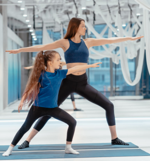 TREINAMENTO DESPORTIVO E EDUCAÇÃO FÍSICA ESCOLAR